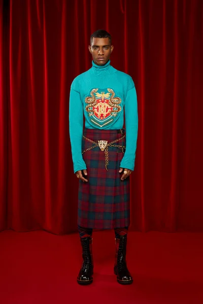 Look 61